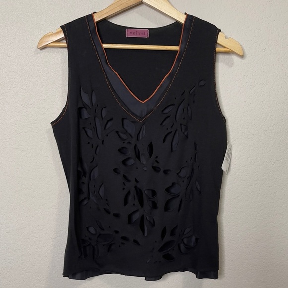 Velvet Black Sleeveless Tank Laser cut Top Size Small - Picture 9 of 9